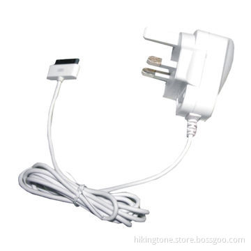USB travel charger with 5V output and FCC mark